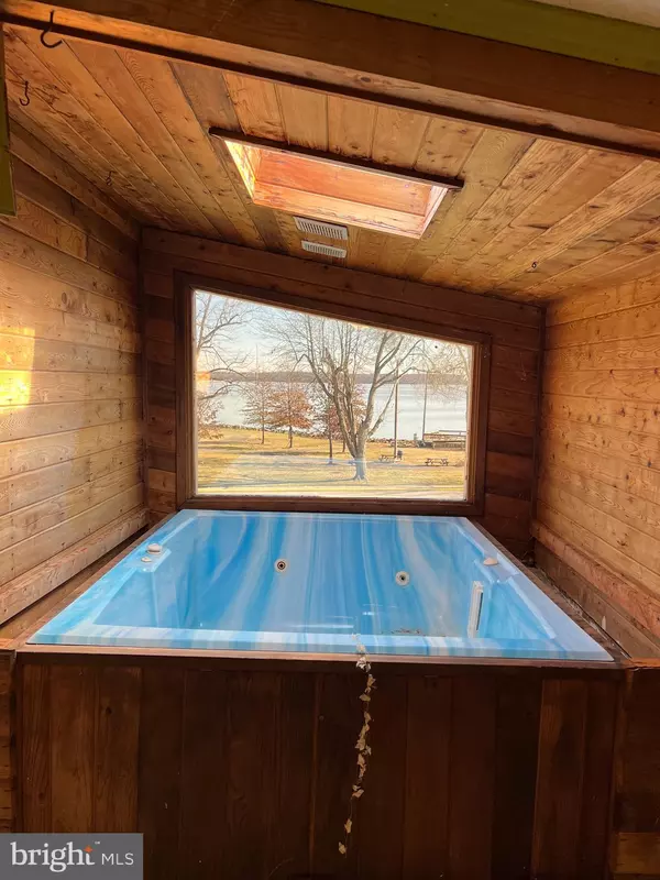 Quantico, VA 22134,204 3RD AVE