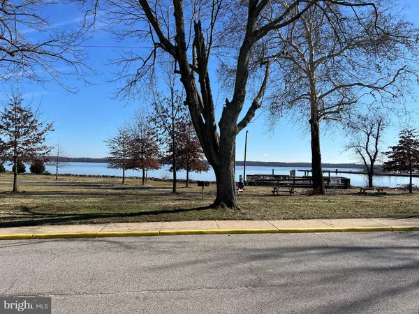 Quantico, VA 22134,204 3RD AVE