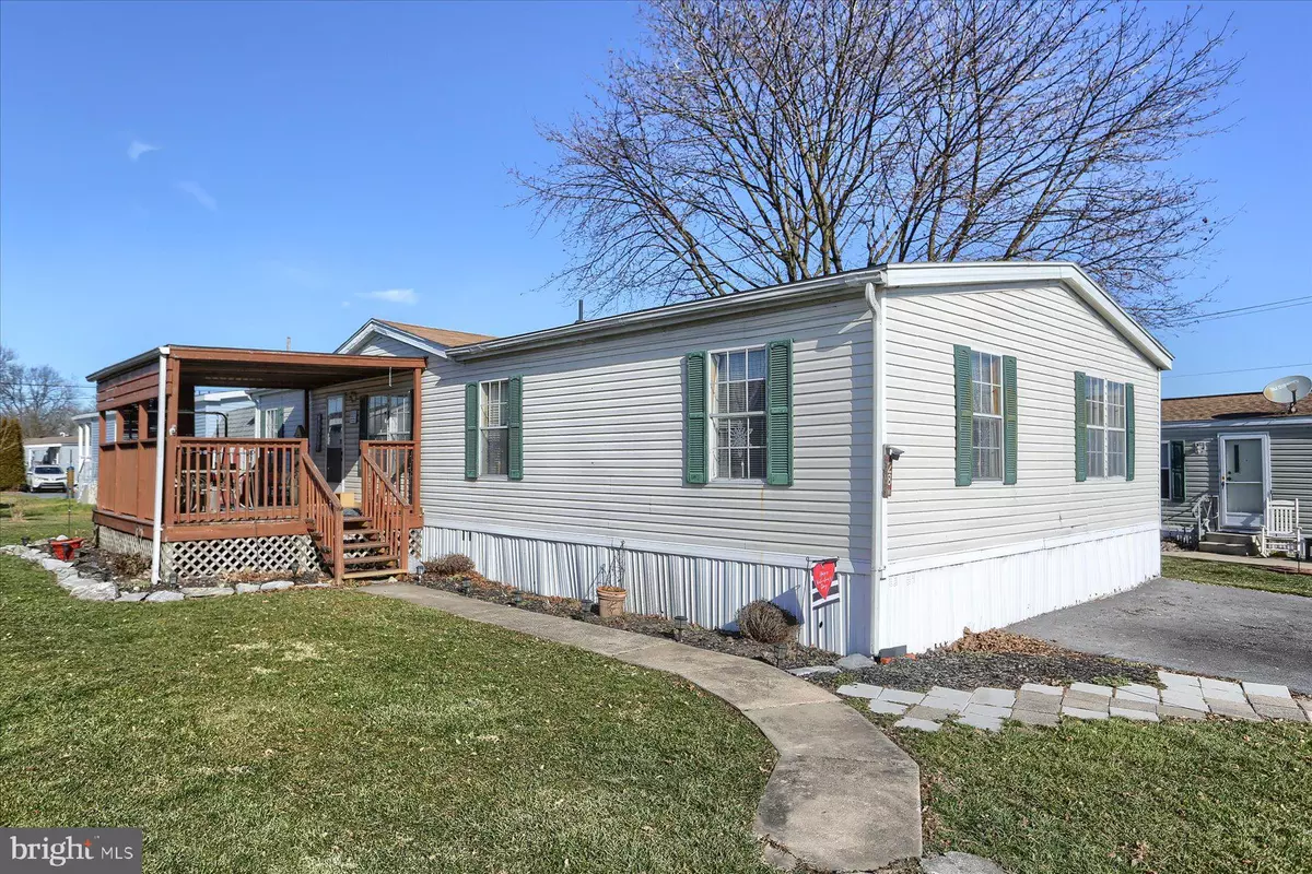 Lebanon, PA 17046,28 GREEN ACRES TRAILER CT