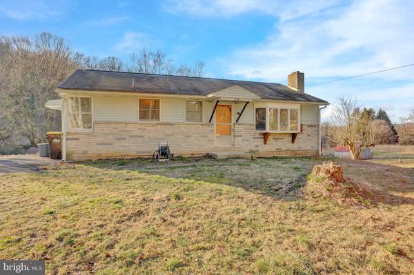 298 OLD STATE RD, Boyertown, PA 19512