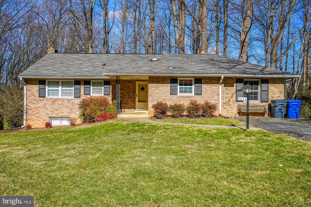 Falls Church, VA 22043,6642 KIRBY CT