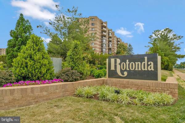 8370 GREENSBORO DR #1009, Mclean, VA 22102