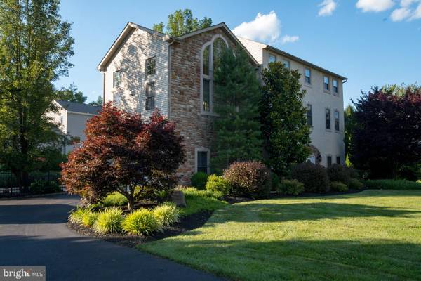 114 RIVERVIEW AVE, Washington Crossing, PA 18977