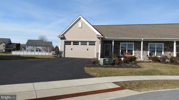 25 WHEATLAND CT, Palmyra, PA 17078