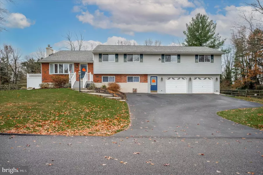 148 PANEPINTO DR, Schwenksville, PA 19473