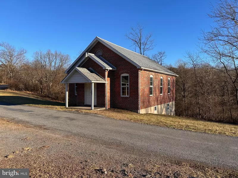 1663 STICKY KLINE RD, Berkeley Springs, WV 25411