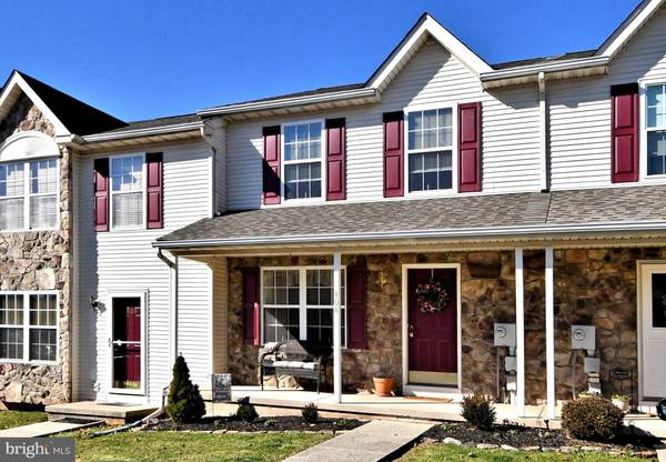 808 DOGWOOD LN, Collegeville, PA 19426