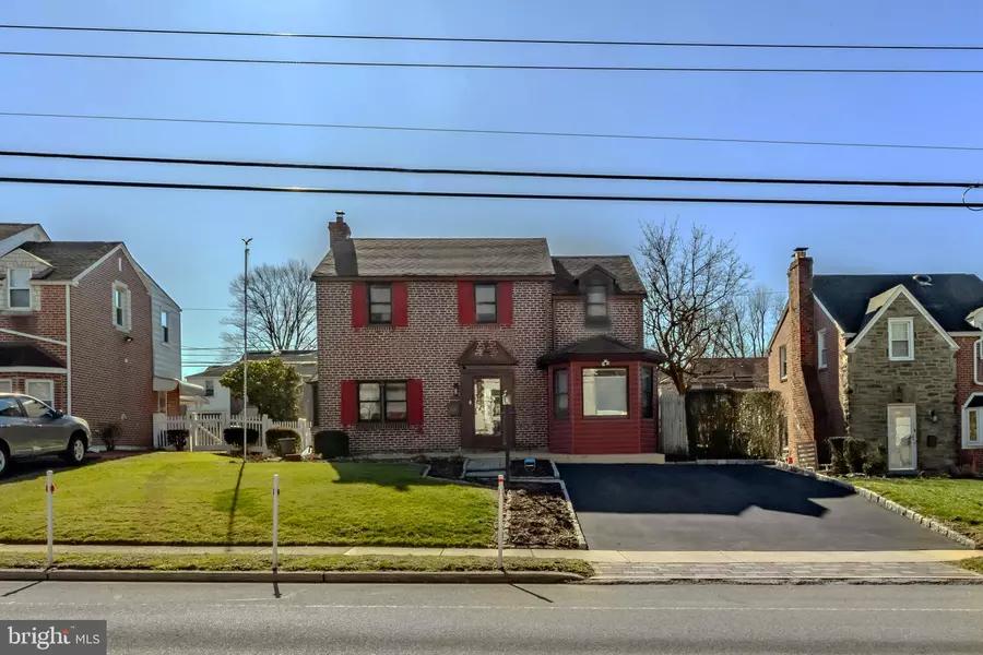 1525 BURMONT RD, Drexel Hill, PA 19026