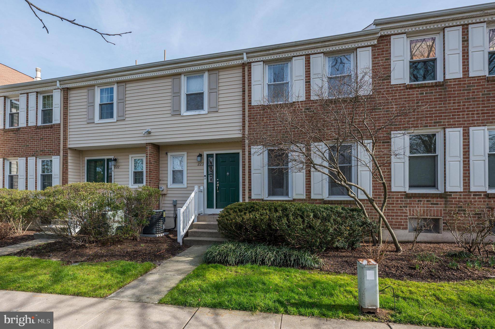 223 SOCIETY HILL, Cherry Hill, NJ 08003
