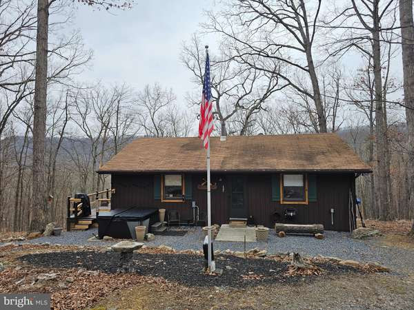 316 SENECA RIDGE RD, Great Cacapon, WV 25422