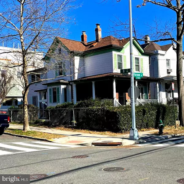749 VARNUM ST NW, Washington, DC 20011