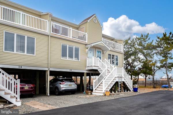 Barnegat, NJ 08005,438-15 E BAY #15