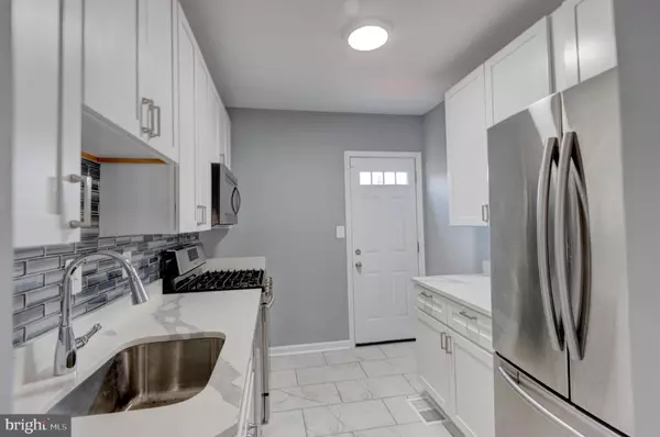 Baltimore, MD 21224,416 HIGHLAND AVE