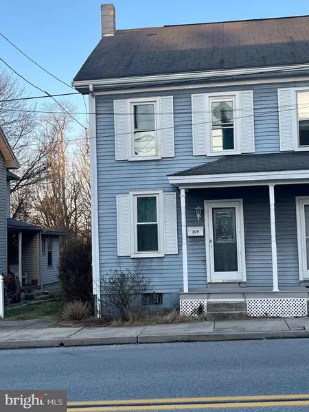 309 S BALTIMORE ST, Dillsburg, PA 17019