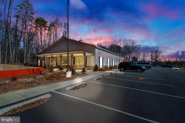 Warrenton, VA 20186,7180 OPAL RD