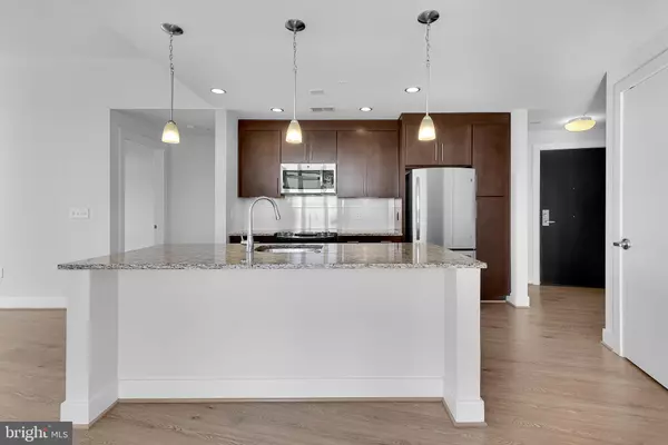 880 NEW JERSEY AVE SE #STUDIO INTERIOR UNIT, Washington, DC 20003