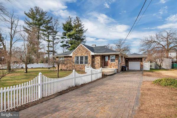 1842 ALMONESSON RD, Deptford, NJ 08096