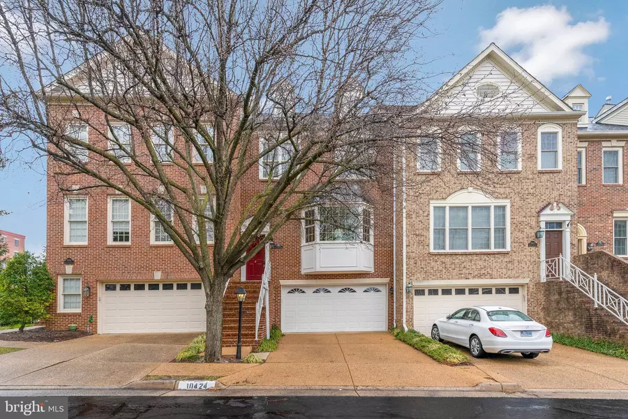 10424 BRECKINRIDGE LN, Fairfax, VA 22030