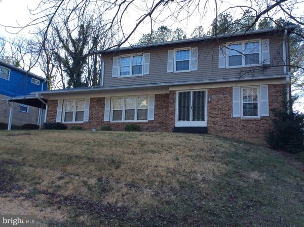 6107 SUMMERHILL RD, Temple Hills, MD 20748