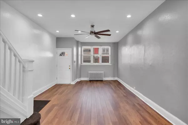 1421 MOUNT EPHRAIM AVE, Camden, NJ 08104