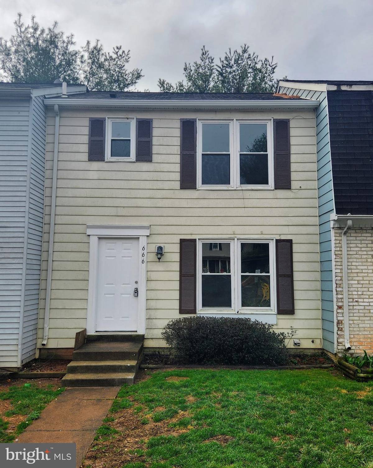 Culpeper, VA 22701,666 HIGHVIEW CT