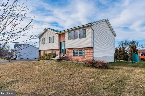 Shippensburg, PA 17257,10483 MAPLETON ROAD