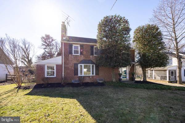 102 SUNSET DR, Wilmington, DE 19809