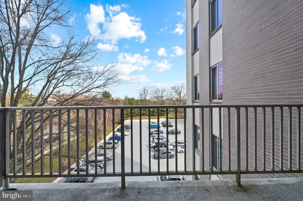 Bethesda, MD 20814,8315 N BROOK LN #2-505