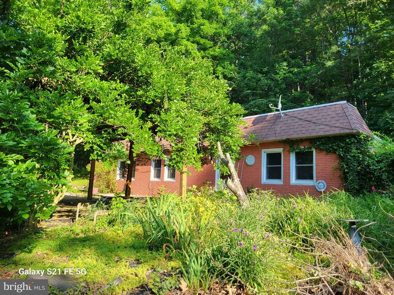 98 FALLEN CABIN LN, Landisburg, PA 17040