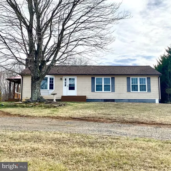 98 SCHOOL HOUSE RD, Washington, VA 22747