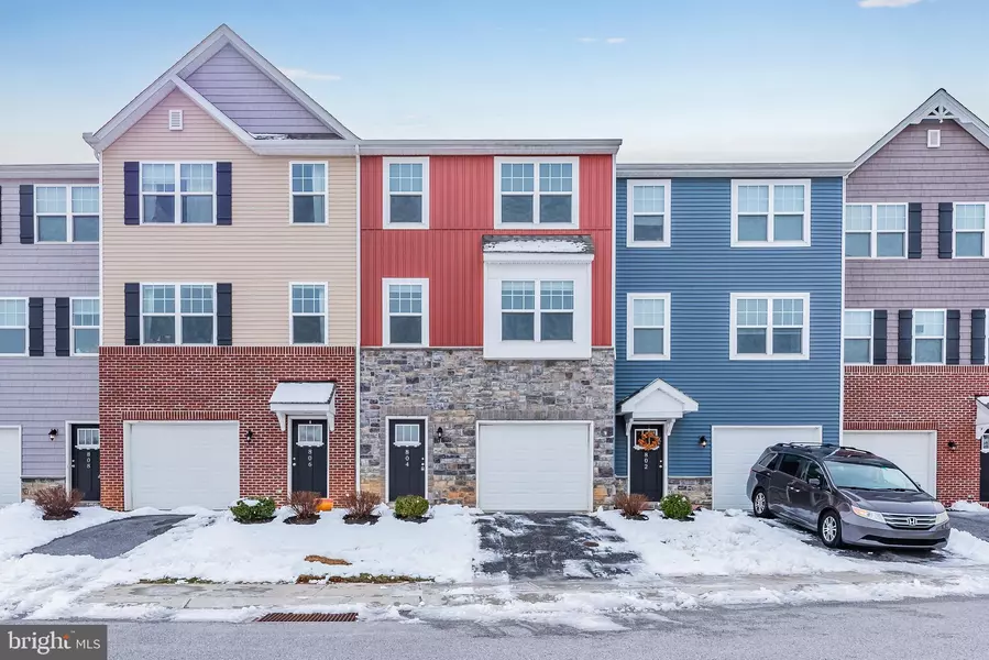 804 ADMIRAL'S QUAY DRIVE, Mechanicsburg, PA 17050