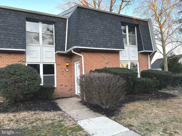 1141 HARBOUR DR, Palmyra, NJ 08065