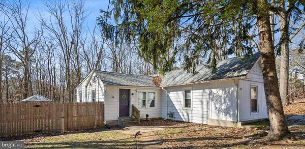 108 3RD, Pine Hill, NJ 08021