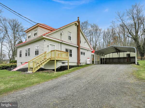 27 HAMILTON ST, Barnesville, PA 18214