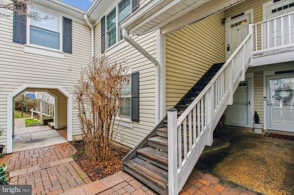 2919 S WOODLEY ST #H, Arlington, VA 22206