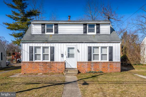 108 W PARK AVE, Lindenwold, NJ 08021