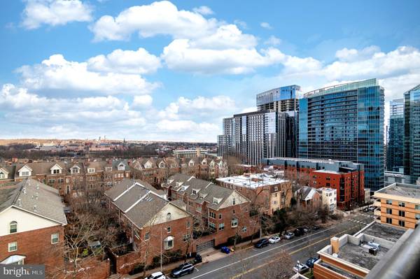 Arlington, VA 22209,1530 KEY BLVD #828