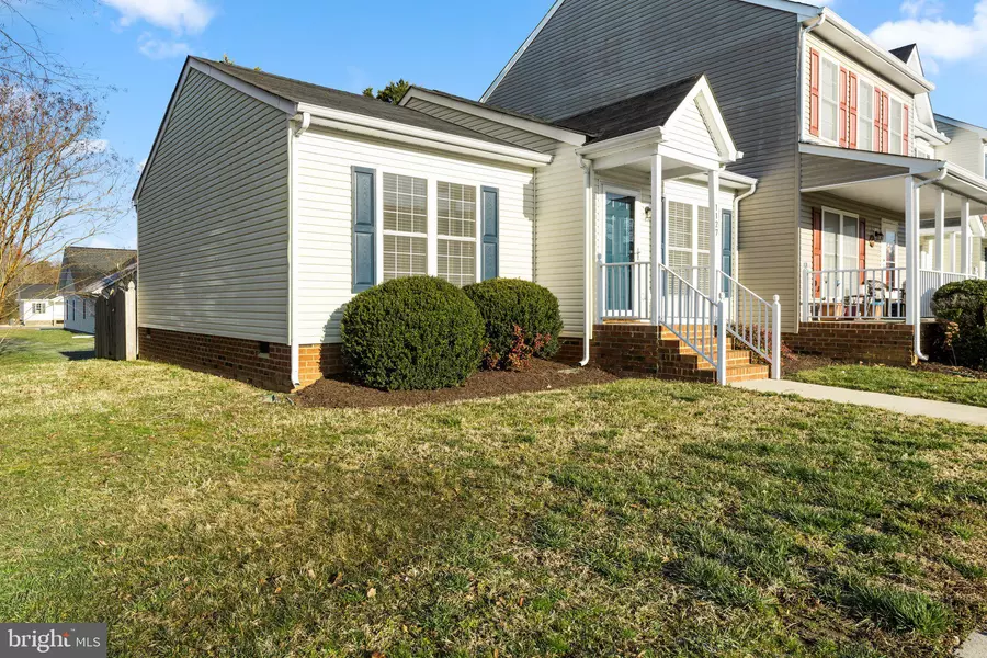 1127 SETTLERS LANDING DR #47, Tappahannock, VA 22560