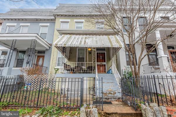 2725 11TH ST NW, Washington, DC 20001