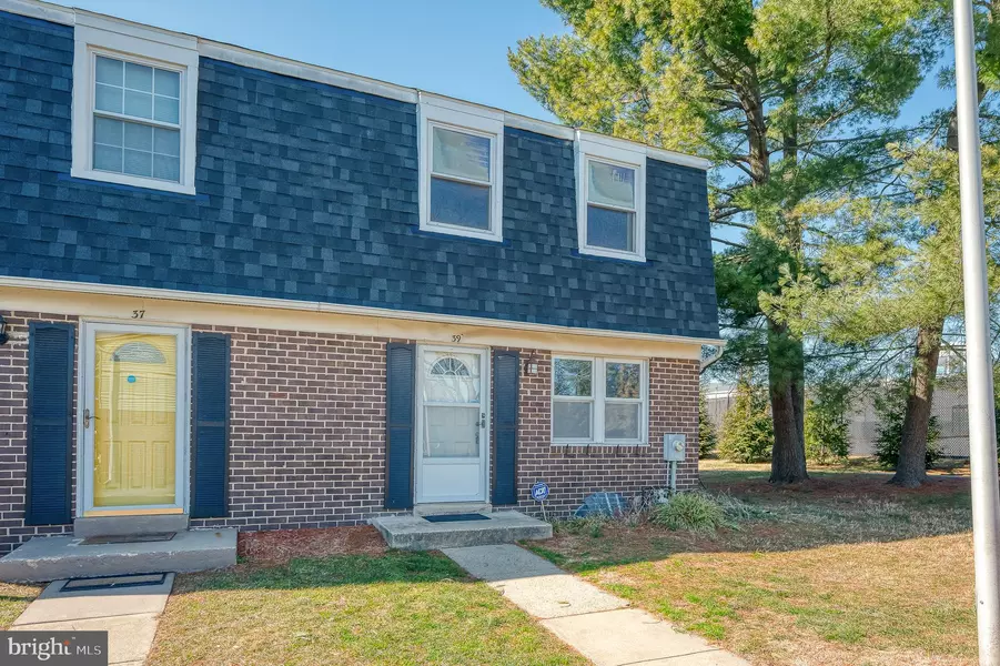 39 CARDOR #39, Nottingham, MD 21236