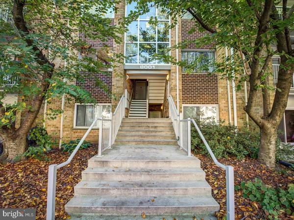 8001 CHANUTE PL #3, Falls Church, VA 22042