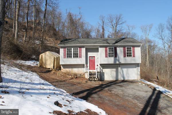 809 MAVERICK TRL, Hedgesville, WV 25427