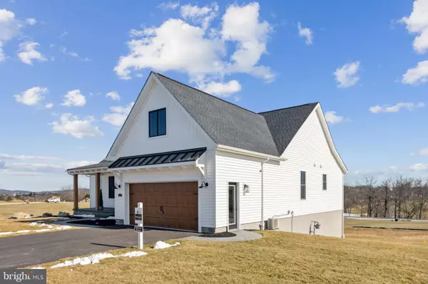 Hanover, PA 17331,66 BRIGHT LANE #23