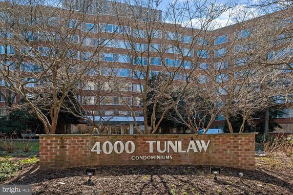 4000 TUNLAW RD NW #118, Washington, DC 20007