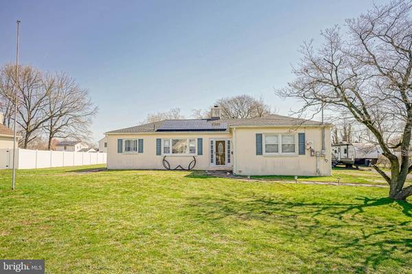 247 S COLES AVE, Maple Shade, NJ 08052