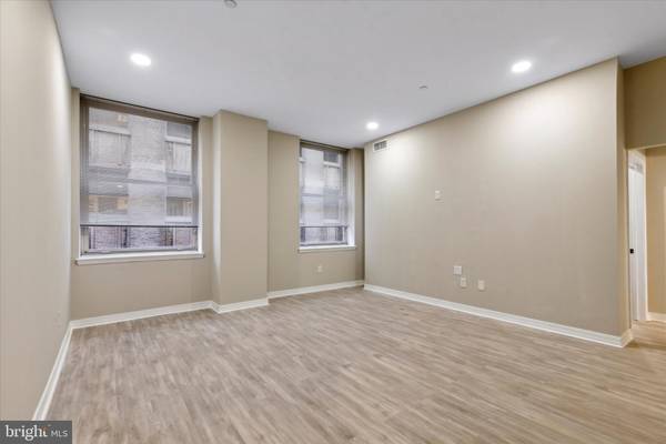 Philadelphia, PA 19103,1600-18 ARCH ST #1202