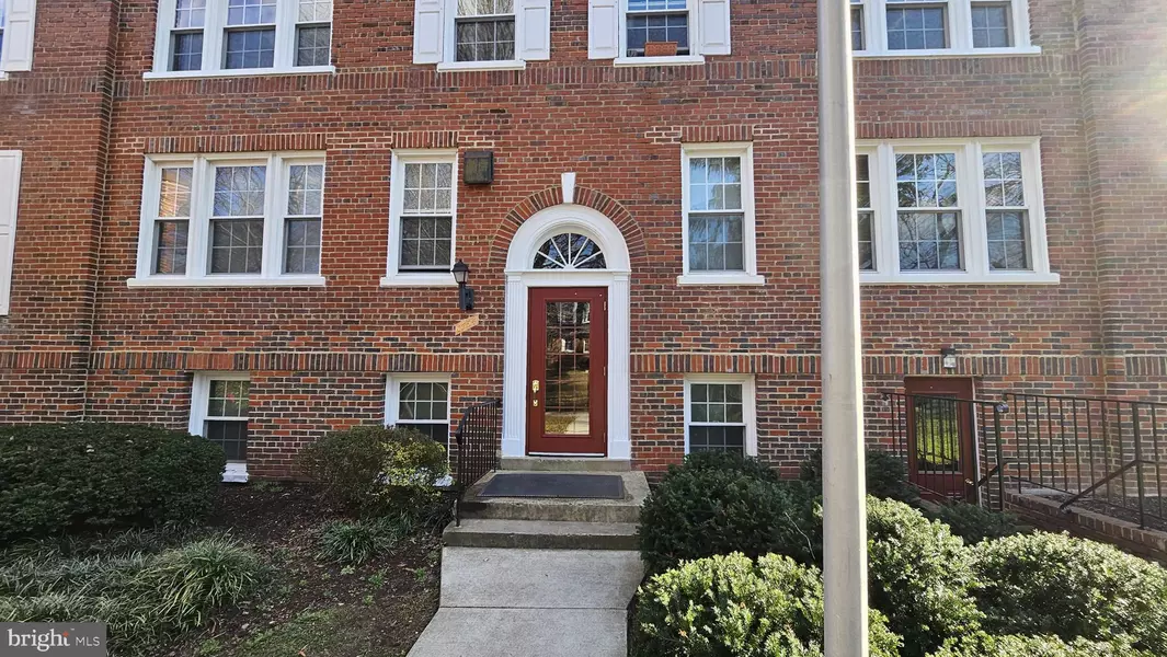 1754 N TROY ST #679, Arlington, VA 22201