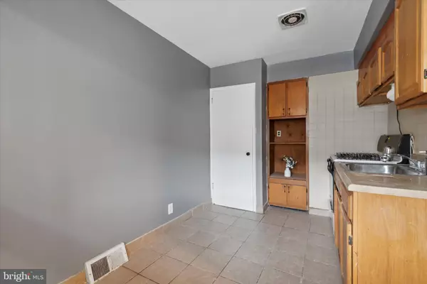 4209 PALMETTO ST Philadelphia, PA 19124