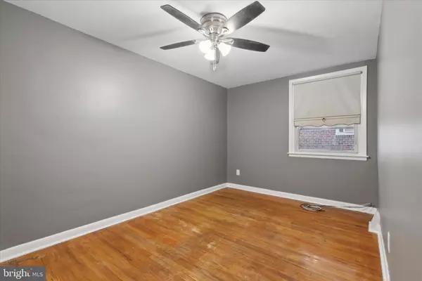 4209 PALMETTO ST Philadelphia, PA 19124