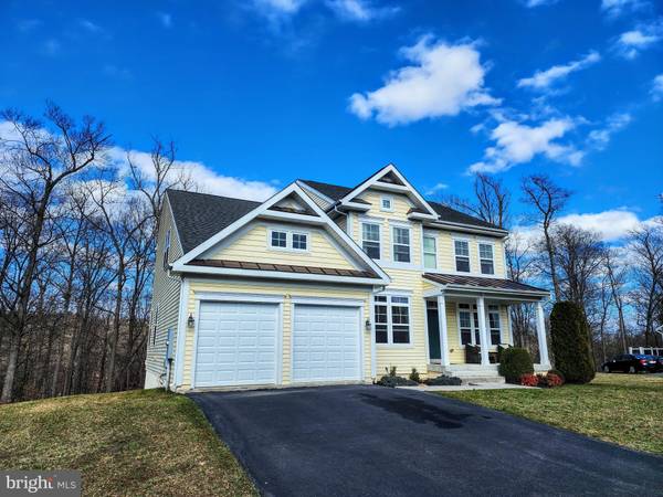 155 LACKAWANNA LN, Falling Waters, WV 25419